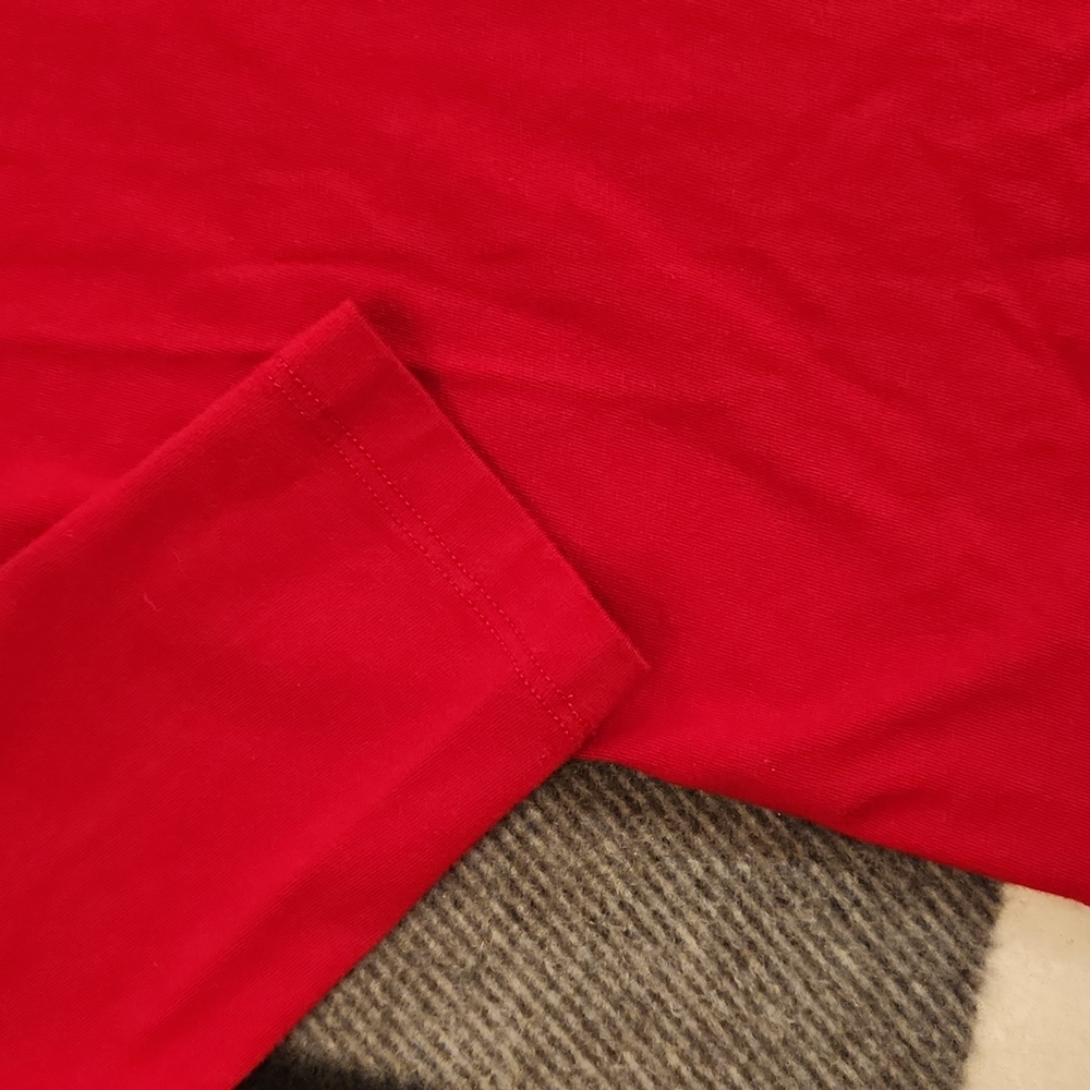 Red top - Picture 4 of 6